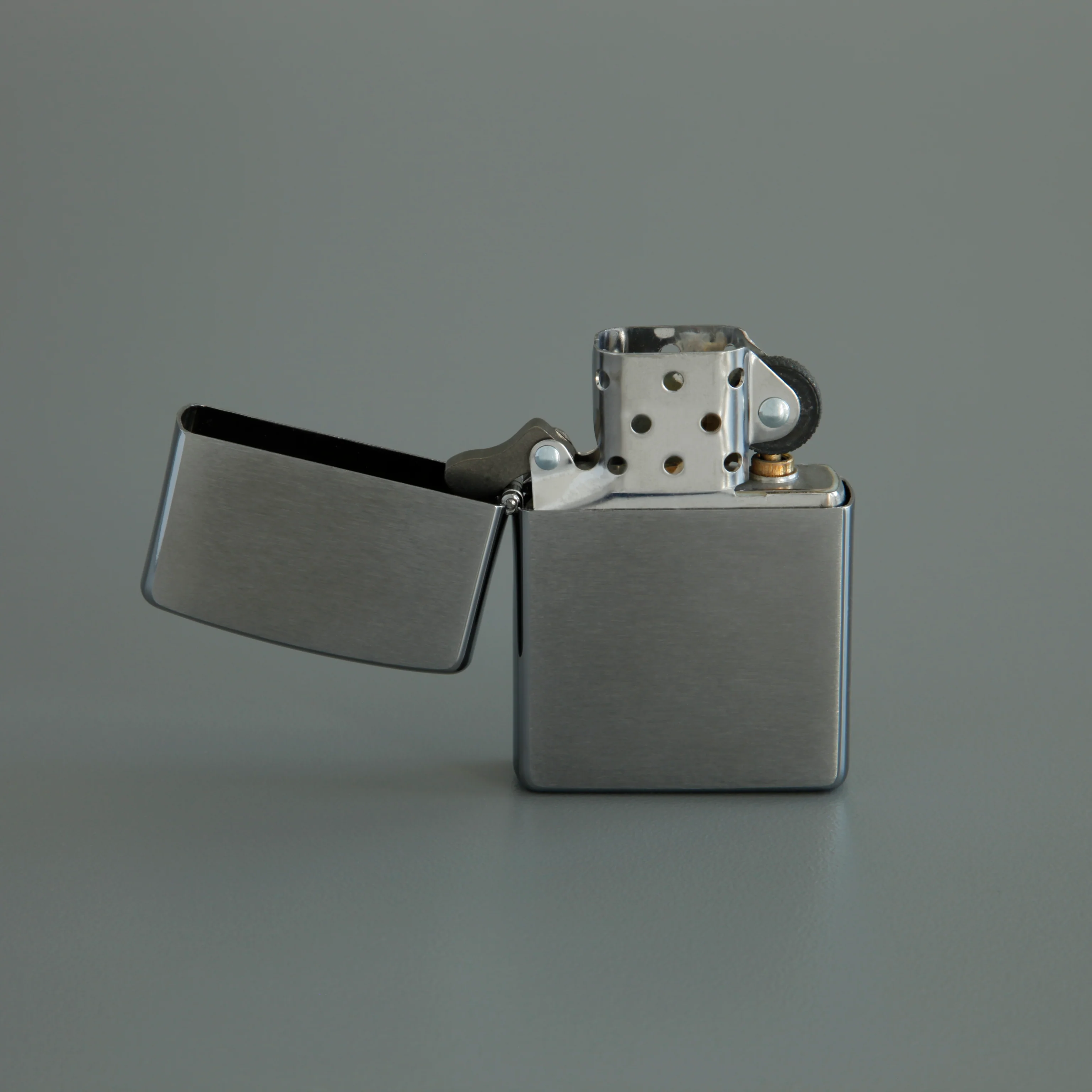 Zippo Lighter - Image 2